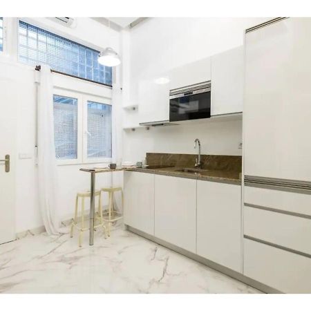 Apartament Little Cozy Loft Madrid Free Street Parking Wifi Barbadillo Bis Zewnętrze zdjęcie